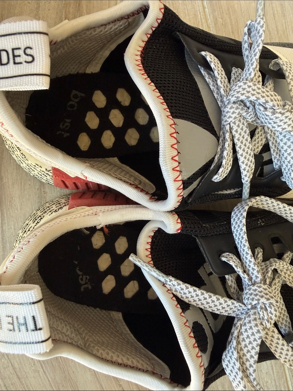 Adidas NMD R1 Boost Print White Black Red - Picture 9 of 13